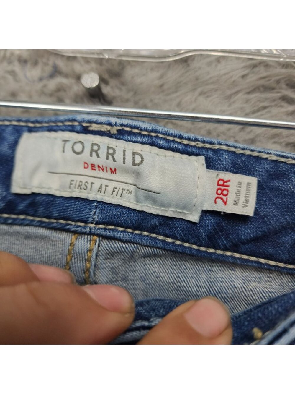Torrid Jeans Womens 28 Plus Blue Stretch Denim Distressed Skinny - Picture 5 of 14